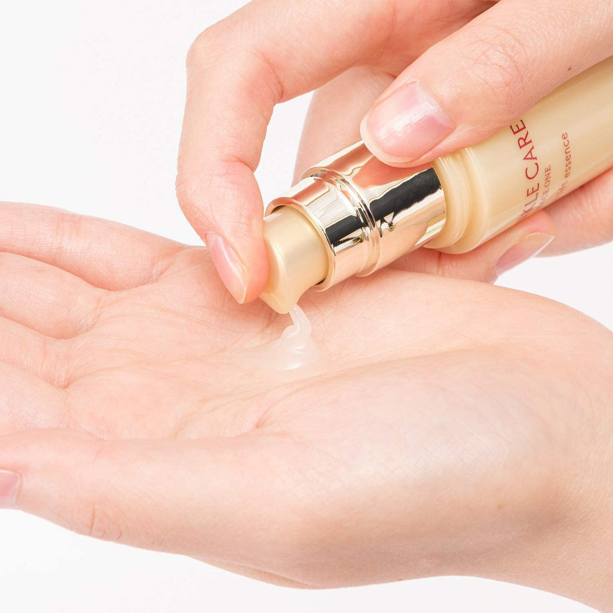 Kose Grace One Wrinkle Care Moist Lift Essence  50ml